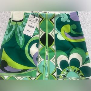 NWT Green print high waisted Zara skirt